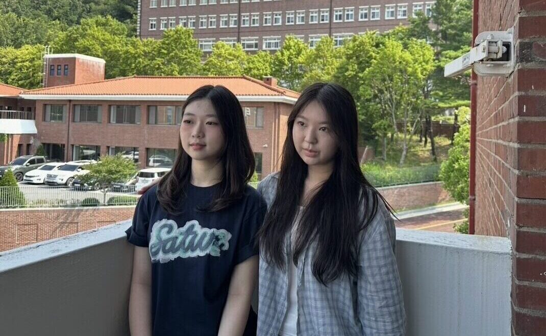 Welcome!  인턴 민선하·최서윤 학생